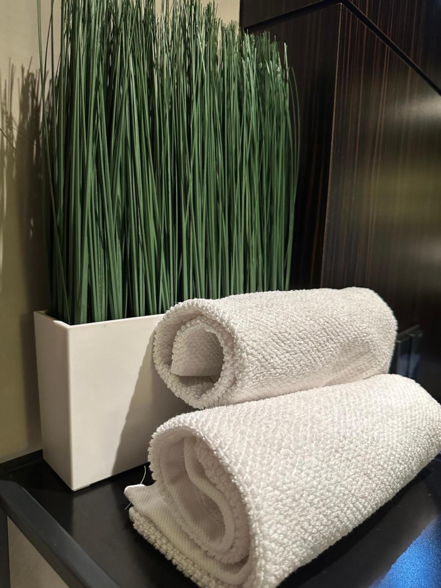 Zimmer - Modernes Apartment Mit 45 Qm. Straubing Luaran gambar