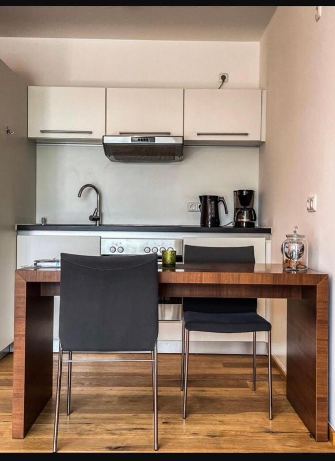 Zimmer - Modernes Apartment Mit 45 Qm. Straubing Luaran gambar